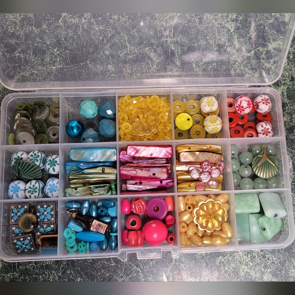 Multi-Color Bead Storage Organizer - Picture 4 of 6